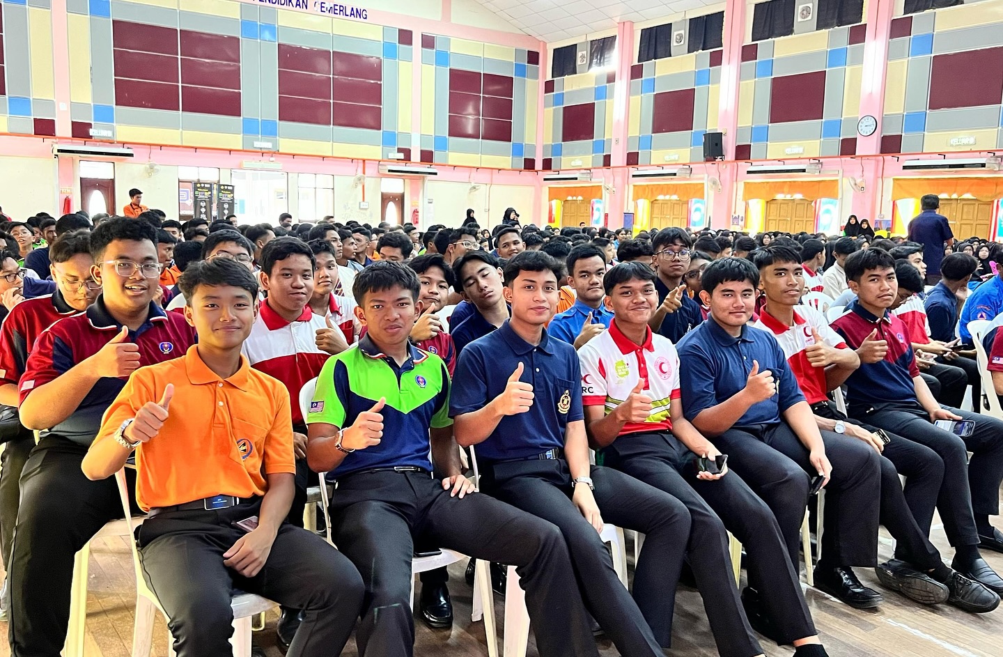 SEMINAR KEPIMPINAN GENERASI MADANI : MAKTAB RENDAH SAINS MARA KUALA KLAWANG