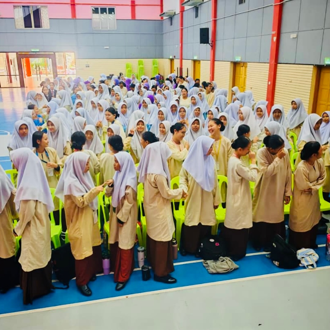 SEMINAR KENEGARAAN GENERASI MADANI : MRSM KOTA KINABALU